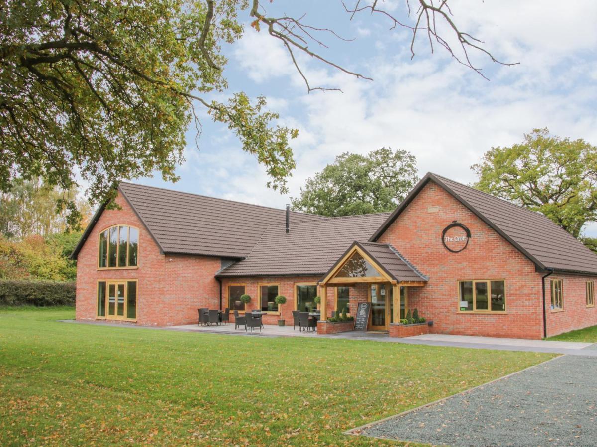 Oak Lodge Hadnall Zewnętrze zdjęcie