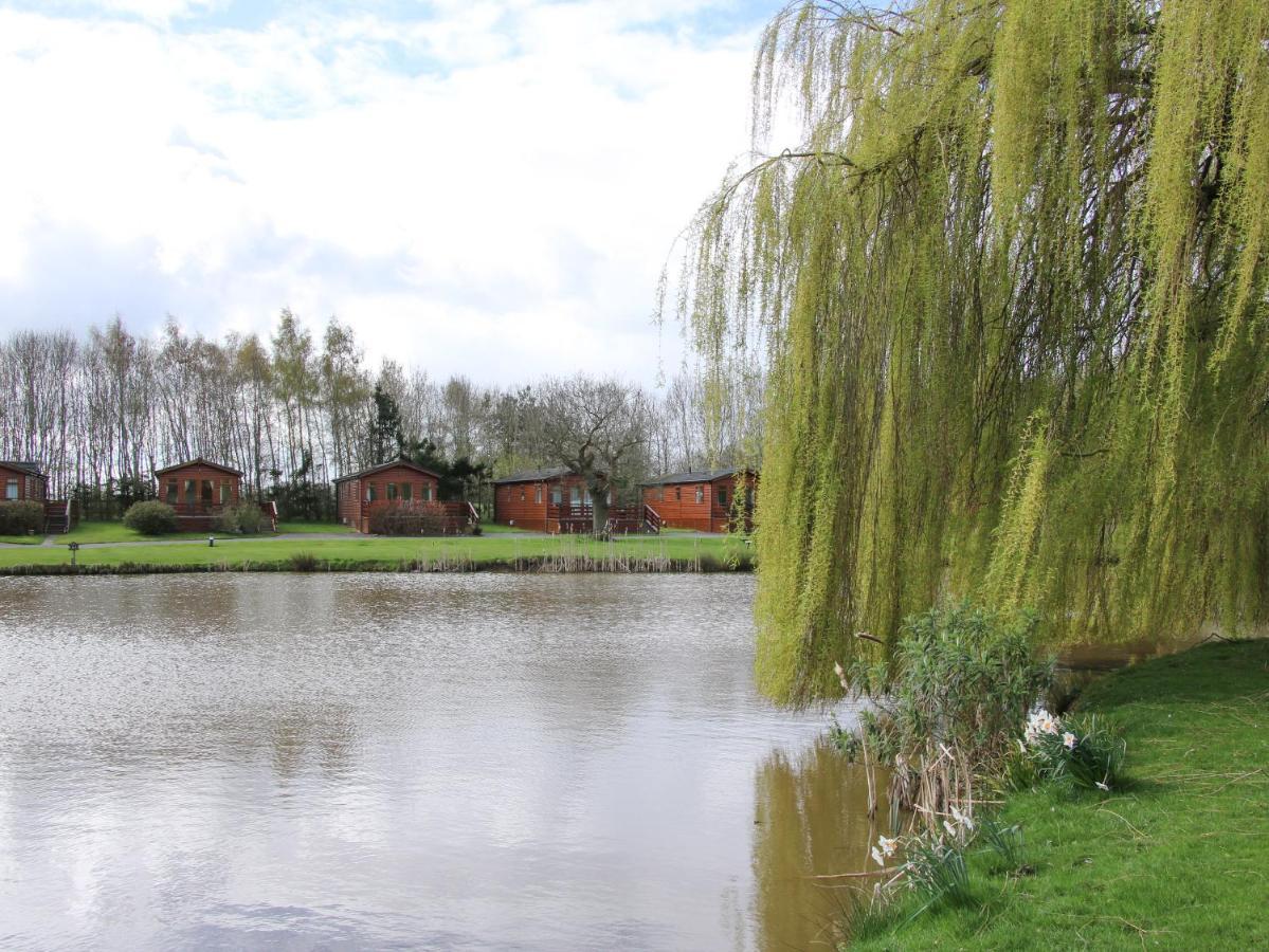 Oak Lodge Hadnall Zewnętrze zdjęcie