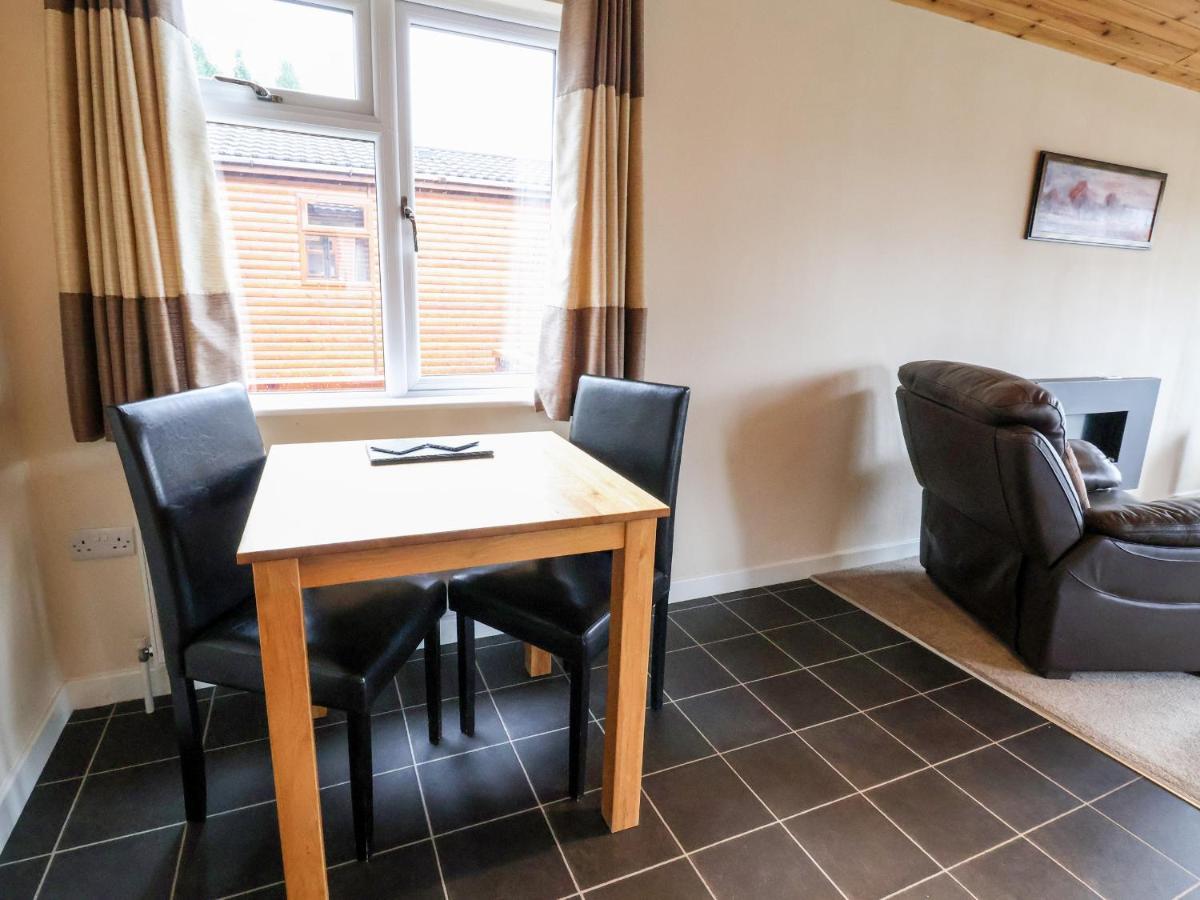 Oak Lodge Hadnall Zewnętrze zdjęcie